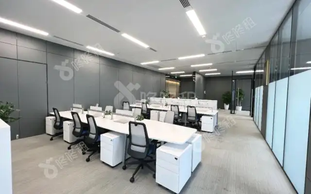 中国经济高质量发展中的商业地产变革与机遇：战略性新兴产业与消费趋势的深度融合-第5张图片-叠叠租写字楼网