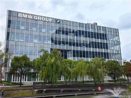徐汇“五大战区”招大引强成果显著，227个重量级项目落地，区级税收预计增长14%-第5张图片-叠叠租写字楼网