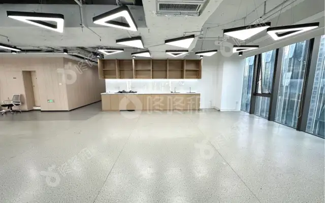 广州甲级写字楼物业市场：租赁活动回升，租金指数温和调整-第1张图片-叠叠租写字楼网