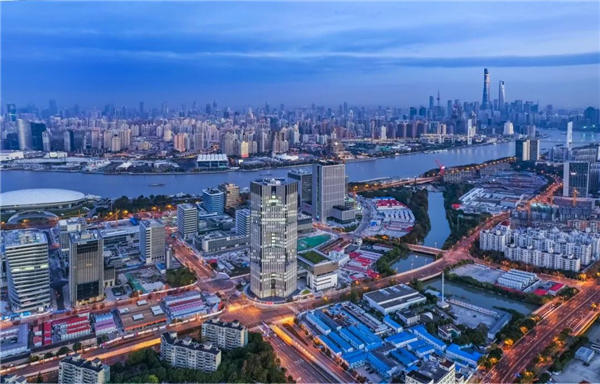 新开发银行总部大楼全面建成！总建筑面积12.6万平方米-第9张图片-叠叠租写字楼网